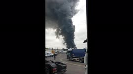 UK: Huge Plume Of Smoke Fills Sky After Fire Erupts At Industrial Estate In Scotland