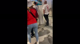 England fans try to enter Wembley stadium without a ticket 2/2