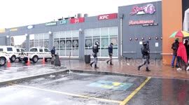 Malls  close on cape flats as fear that looting and unrest may spread