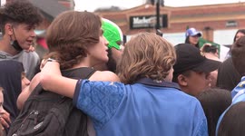 Street party erupts in Canada as Italians celebrate Euro 2020 victory (4K 60fps version)