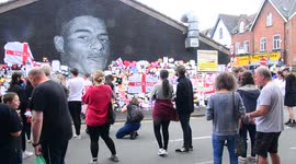 People leave hundreds of supportive notes on the giant Marcus  Rashford mural Manchester, England, now fully repaired by street artist Akse.