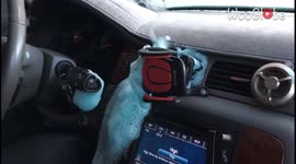 US family discovers why you should never leave the AC on in a car wash