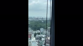 Japan: Giant Face-Shaped Hot Air Ballon Appears In Tokyo Sky