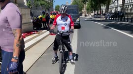 79 year old Chealsea pensioner leads charity bike ride