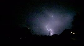 Slow motion footage captures Florida lightning storm in all its glory