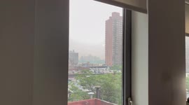 US: Smoke From West Coast Wildfires Causes Hazy Sky In NYC 2