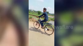 Young innovator comes up with e-cycle in central India