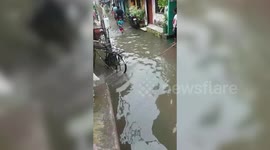 Heavy rainfall leads to severe waterlogging in western India