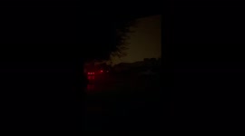 SOUND ON: Powerful thunderstorm brings lightning and heavy rain to Phoenix, Arizona