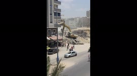 Remove the remaining rubble in Gaza