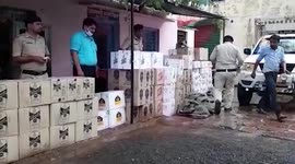 125 boxes of liquor worth $12,085 seized from miscreants in central India