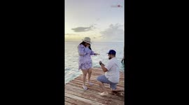 Touching moment US man surprises girlfriend with proposal during trip to Cancun in Mexico