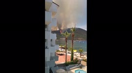 Turkey: Forest Fire Erupts In Southern Resort City, Threatening Houses And Hotels 6