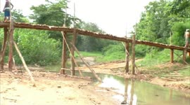 Fed-up villagers build their own bridge in India after becoming impatient with government