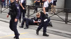 Police officer wounded during alleged knife incident in Paris