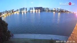Exploding meteor caught on camera blazing through skies above northern Texas