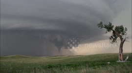 Tornado NE of Burwell, Nebraska 16th June 2014 (no watermark)
