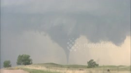 *Full Video* Tornado NE of Burwell, Nebraska 16th June 2014 (no watermark)