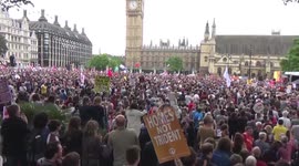 Celebs join 250,00 in anti-austerity protest