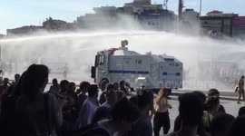Turkish police use water cannons at 2015 gay pride