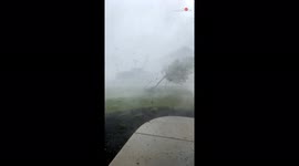 'Is This What People Call 'Pop-Up Rain Showers,' Huh? '