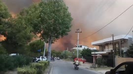 Greece: Wildfire In North Of Athens Prompts Evacuations, Burns Houses 2