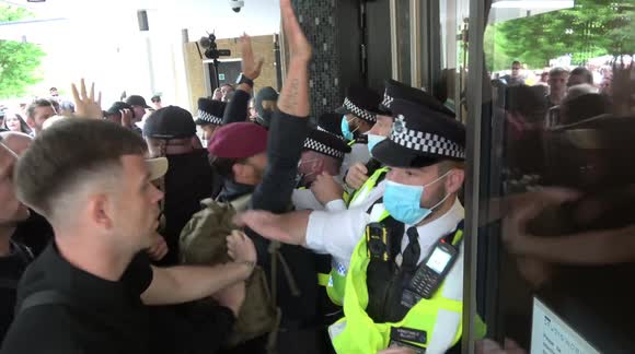 Clashes at Television Centre and Broadcasting House in London anti-vax protest