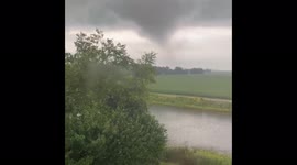US: Tornadoes Plow Through Several Counties West Of Chicago 2