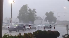 Thunderstorm brings heavy rain hitting central Kentucky