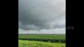 US: Tornadoes Plow Through Several Counties West Of Chicago 5