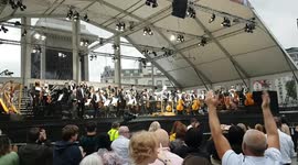 The London Symphony Orchestra and Sir Simon Rattle receive standing ovation at Trafalgar Square