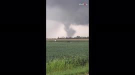 Destructive Tornado swirls through Illinois field