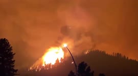 US: Dixie Fire Prompts New Evacuations Amid High Winds 3