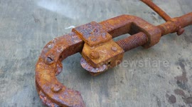 Rusted 100-year-old pipe cutter given new lease of life by YouTuber