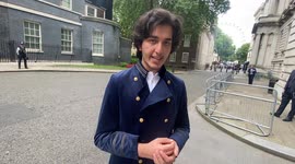 Teenager hands petition to 10 Downing Street to end corruption in Pakistan