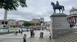 Thousands of Extinction Rebellion protesters fill Trafalgar Square