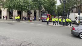 Buses, fire engines get stuck at Trafalgar Square due to Extinction Rebellion protest