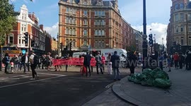 Xr protestors take over and occupy Cambridge Circus