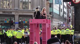 Arrests made as specialist police teams remove Extinction Rebellion activists at Oxford Circus