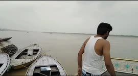 The water has completely down in Ganga river in Varanasi