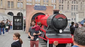 Harry Potter train delights fans and children at Paris Gare Saint-Lazare station