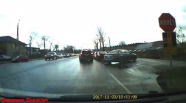 Driver evades traffic by taking the bicycle path