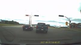 Dodge Challenger tried to overtake in an idiotic manner but got put back into place by traffic