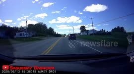 Driver texting at the wheel nearly caught the ditch