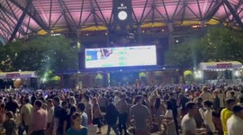 US Open draws long lines, tightly packed crowds for tennis in NYC
