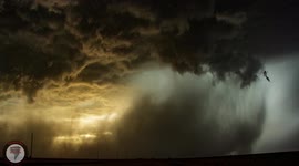 Tornado-warned supercell hits Saskatchewan, Canada