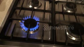 US man shares clever way to fix dodgy burner that won't light
