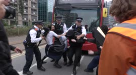 Scuffles as anti-racism protesters crash anti-immigration demo in Croydon