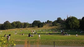 People Enjoying The Weekend Sunshine In Greenwich