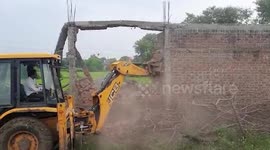 Encroachment removed worth $ 50,653 government land in central India